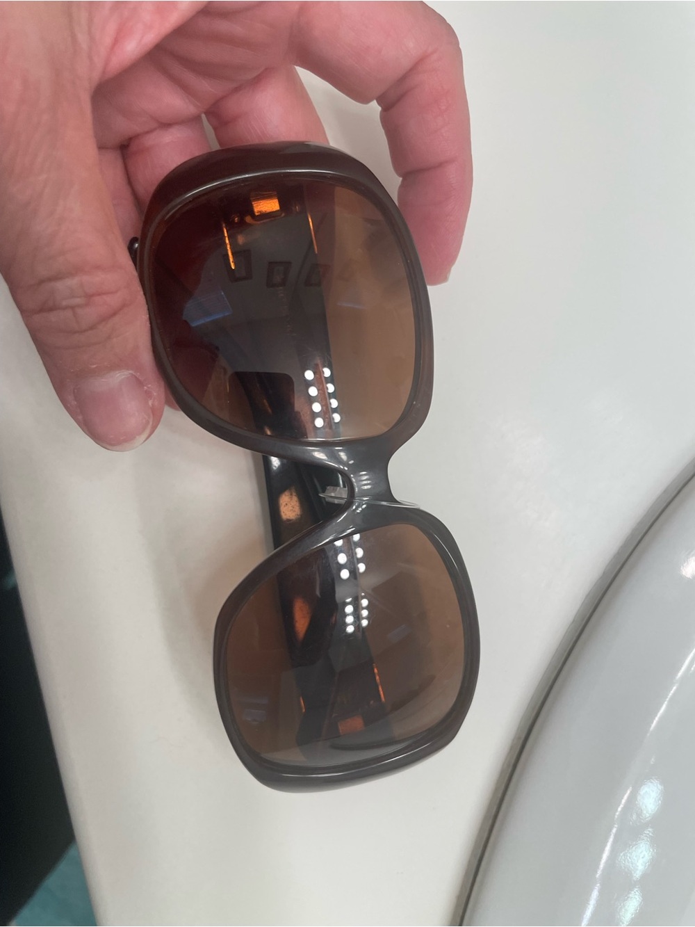 kate spade Brown Oversized Oval Sunglasses with Gold Accents - Picture 8 of 9